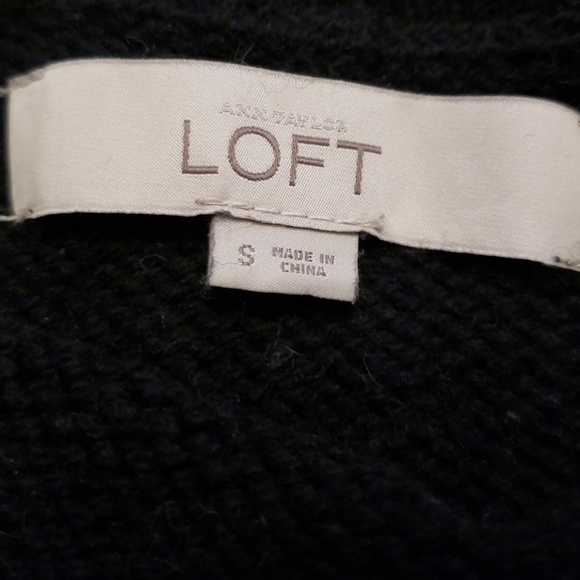 Black and White Striped Crewneck Sweater - Picture 2 of 5